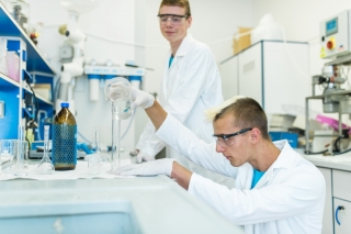 UFCH JH_Letní nanoskola_2017-27-w.jpg